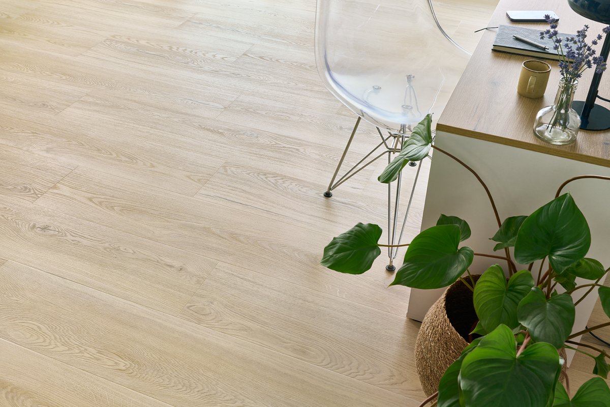 Woodric EIR – Brandon Oak i rom