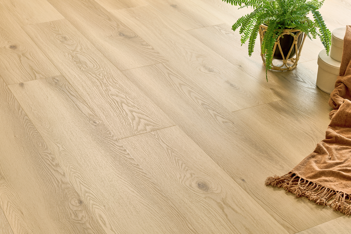 Woodric EIR – Nordland Oak i rom