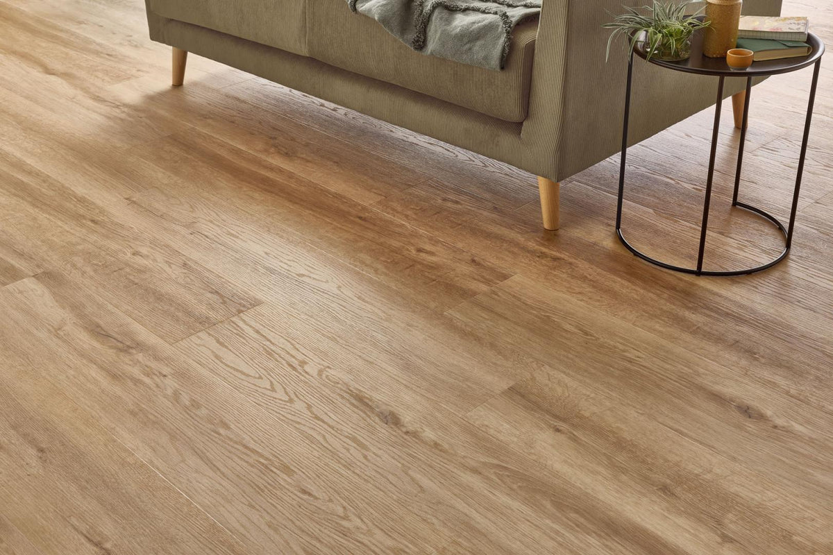 Woodric – Windsor Oak i rom