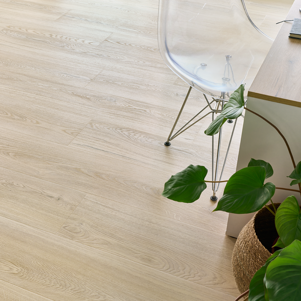 Woodric EIR – Brandon Oak i rom